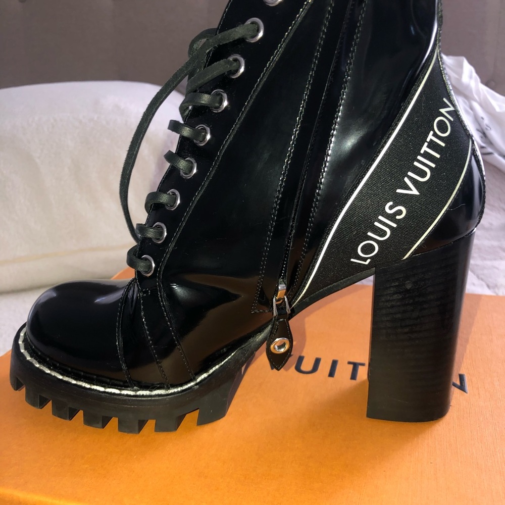 Louis Vuitton Women's Star Trail Ankle Boots - Picture 6 of 9